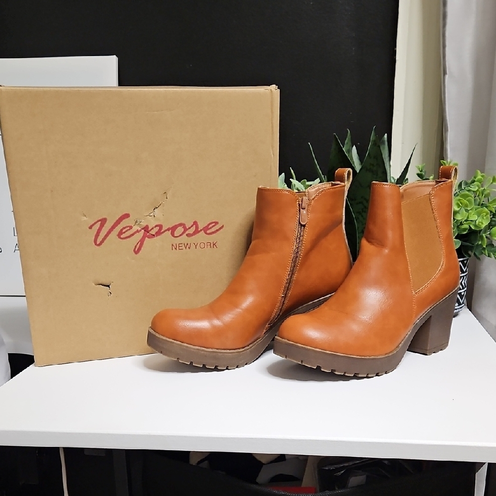 Vepose Women's Brown Ankle Booties